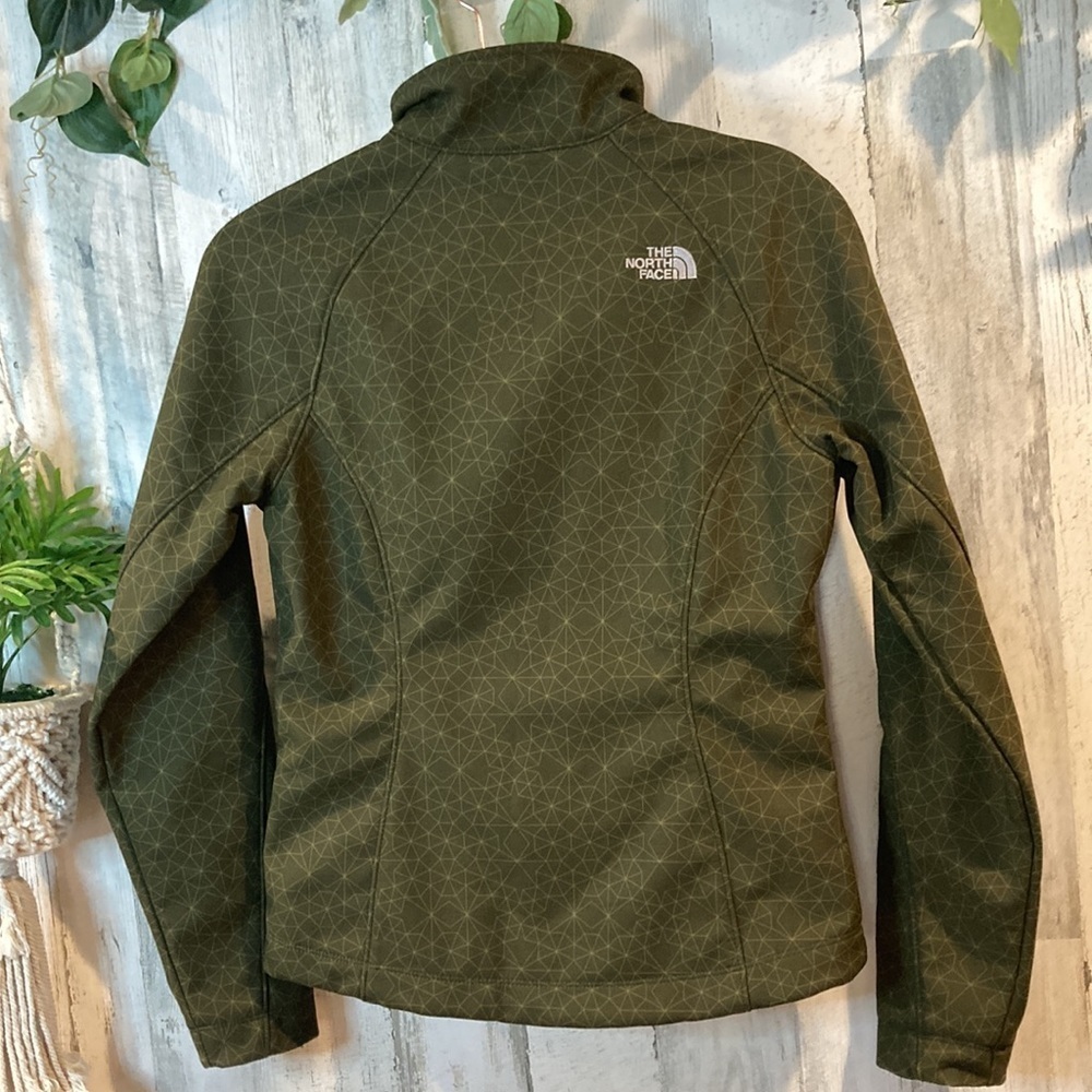 The North Face All Weather Jacket - Picture 4 of 9